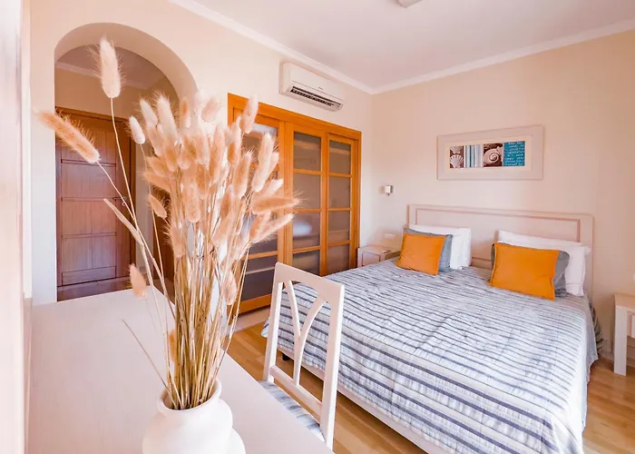 Beautiful Family T3 Townhouse With Pool * 维拉摩拉
