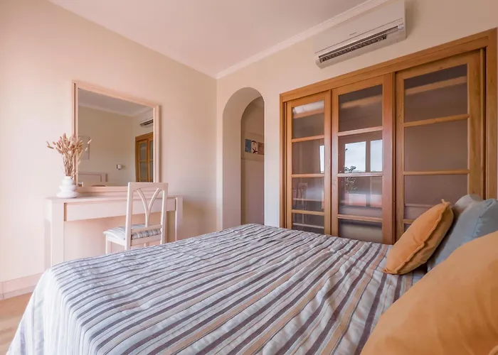Beautiful Family T3 Townhouse With Pool 公寓