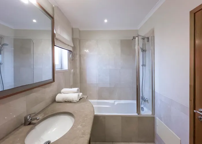 Beautiful Family T3 Townhouse With Pool