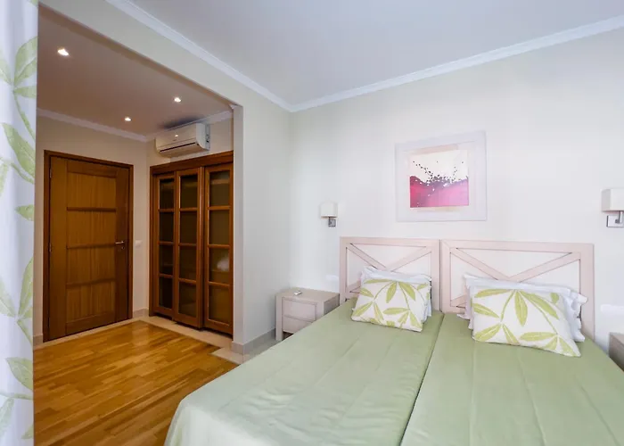 公寓 Beautiful Family T3 Townhouse With Pool *