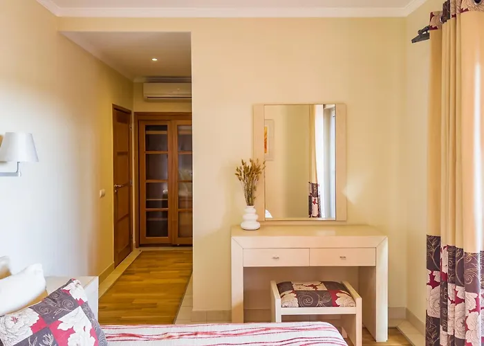 Beautiful Family T3 Townhouse With Pool 公寓 *