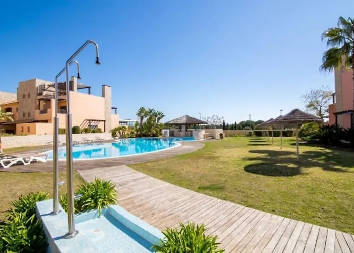 Beautiful Family T3 Townhouse With Pool 公寓 *