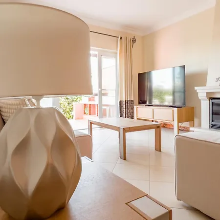 Beautiful Family T3 Townhouse With Pool
