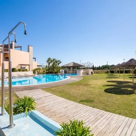 Beautiful Family T3 Townhouse With Pool Apartment *