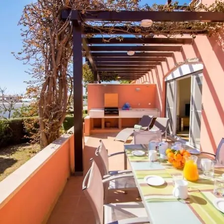 Apartment Beautiful Family T3 Townhouse With Pool