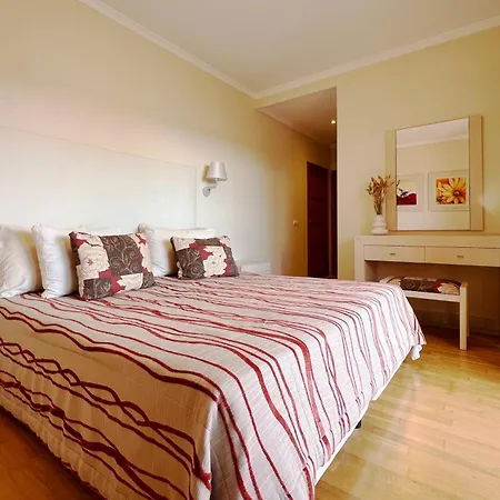 Beautiful Family T3 Townhouse With Pool 公寓 *
